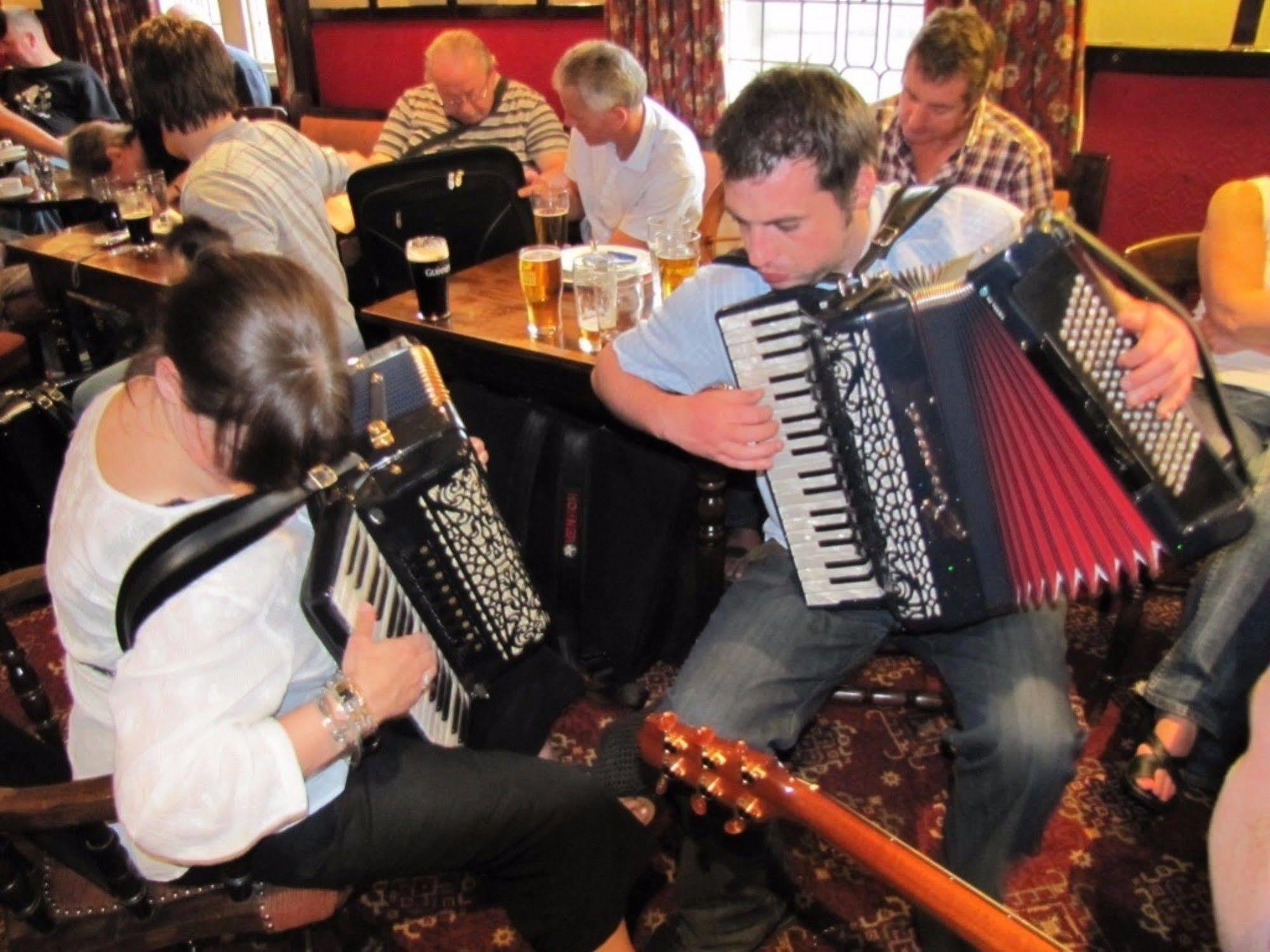The Queens Head Hotel Rothbury Luaran gambar
